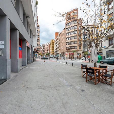 Alhondiga By Staynnapartments Bilbao Luaran gambar